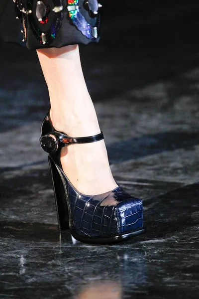 Look 125
